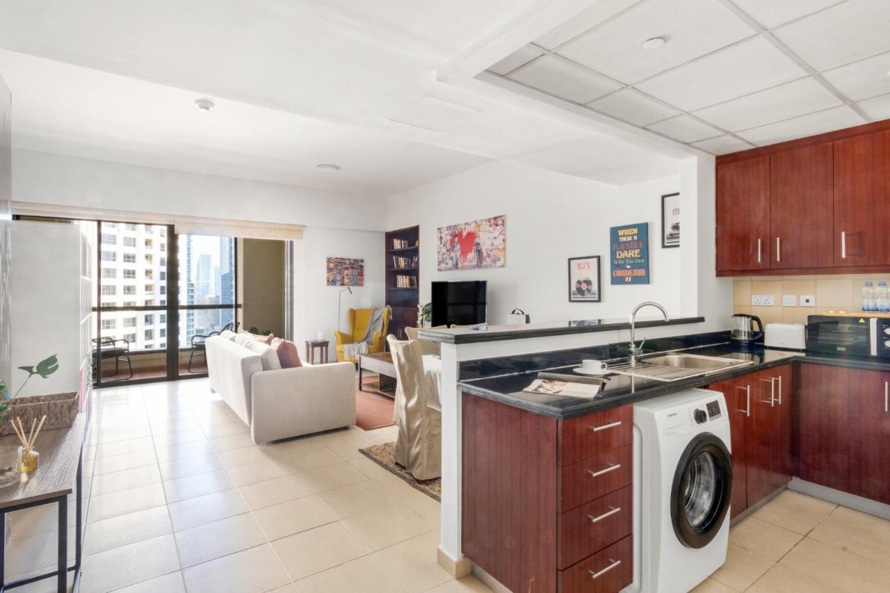 Ferienwohnung Beachfront - Large Studio In Jbr Rimal 4 Dubai Exterior foto